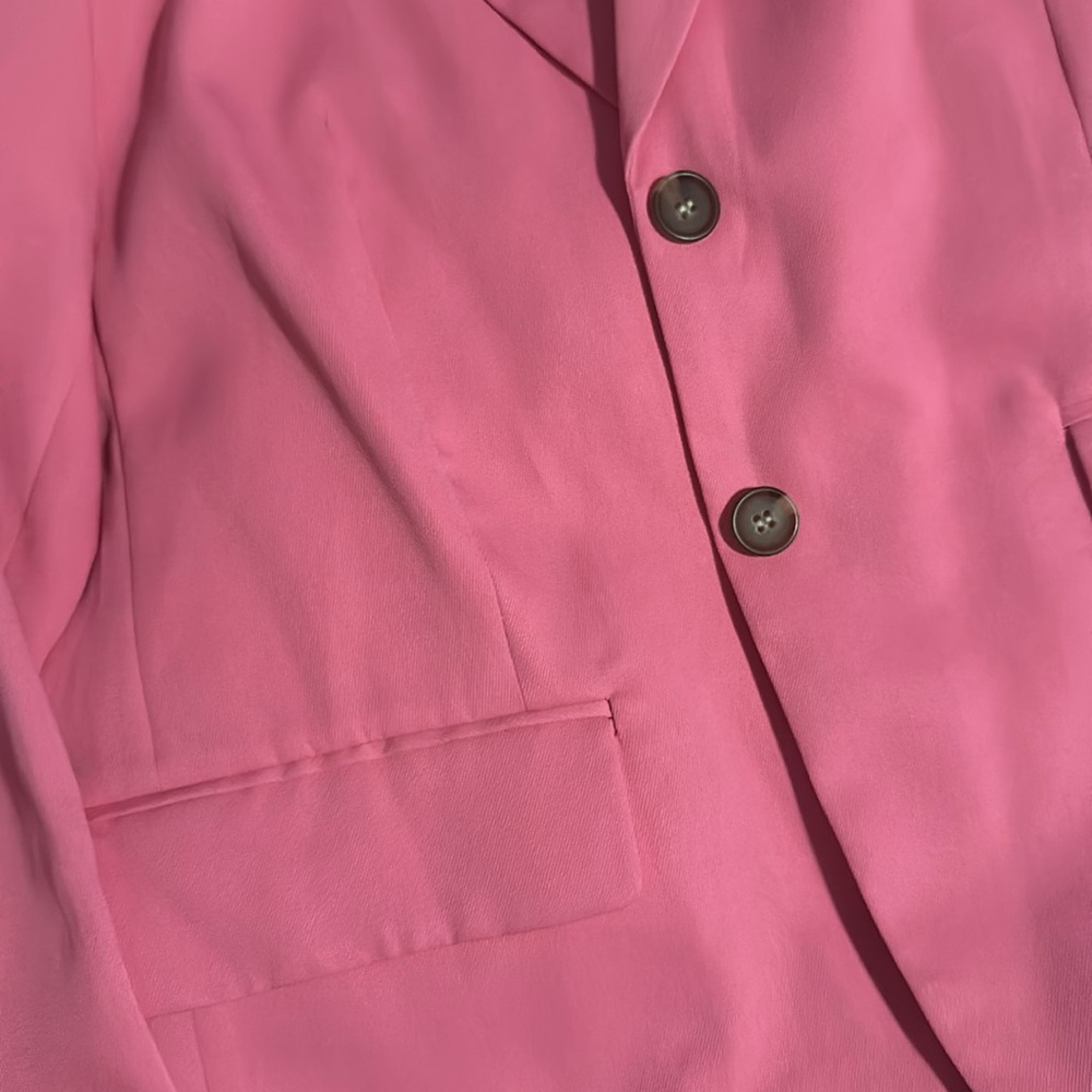 New H&M blazer - Picture 7 of 11